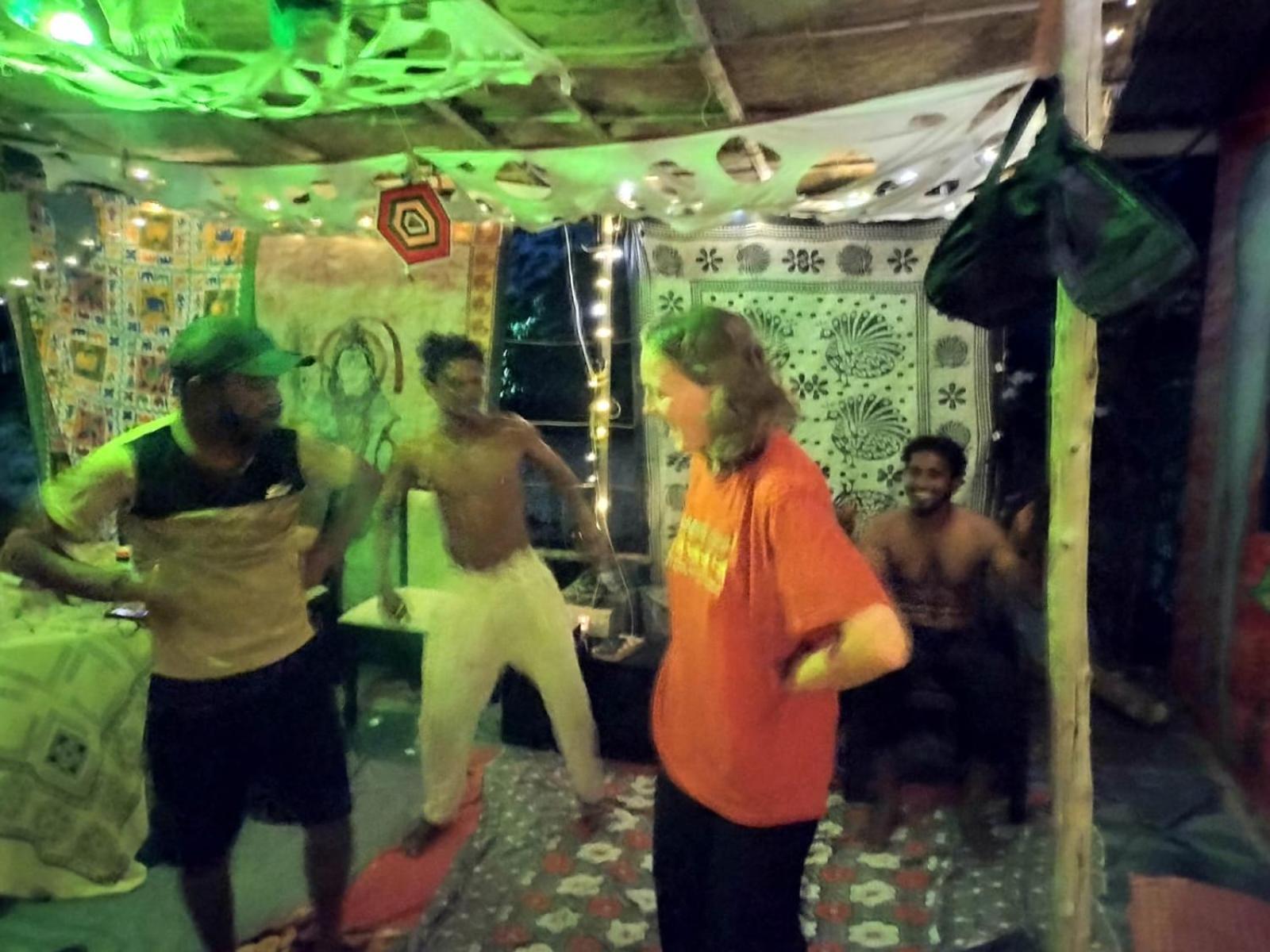 Peace And Love Beach Homestay Alappuzha 外观 照片